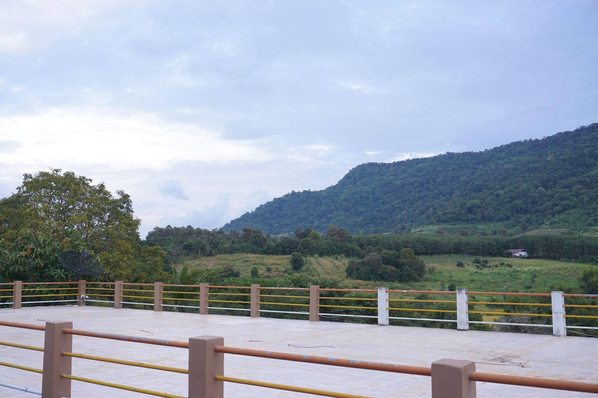 Phurua Bussaba Resort & Spa Loei Ngoại thất bức ảnh